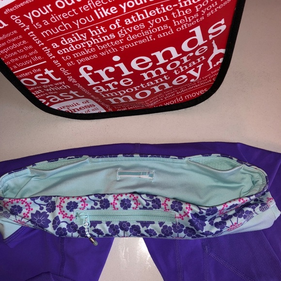 Like new Lululemon’s 3/4 purple outside zipper - Picture 2 of 3